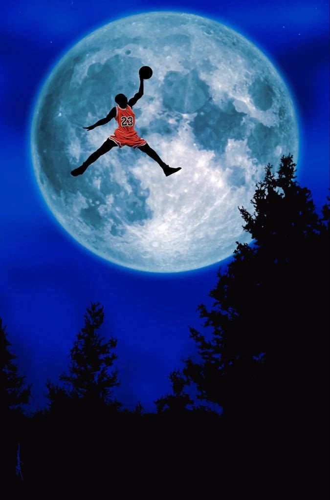 FAME: MICHAEL JORDAN ''E.T.'' Homage Variant Cover Opt. - PRE ORDER
