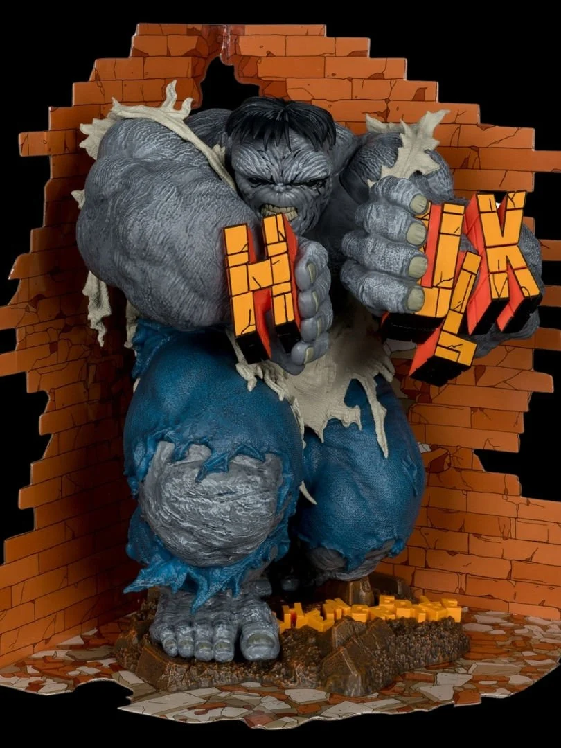 Marvel Comics - Hulk (The Incredible Hulk #345) 1/6 Scale Statue (Includes Comic Book)