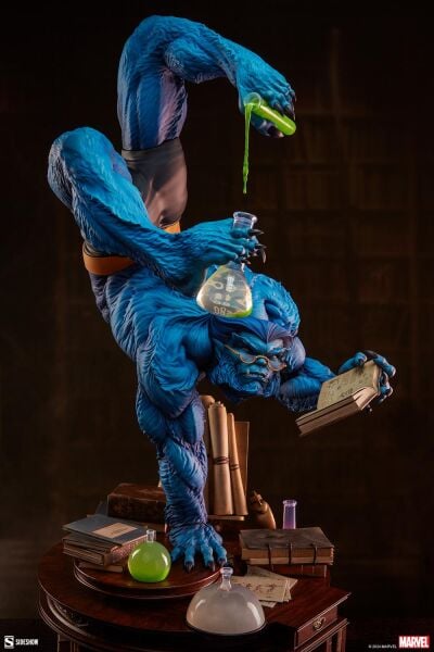 Beast Premium Format Figure Marvel Comics / Dr. Hank McCoy