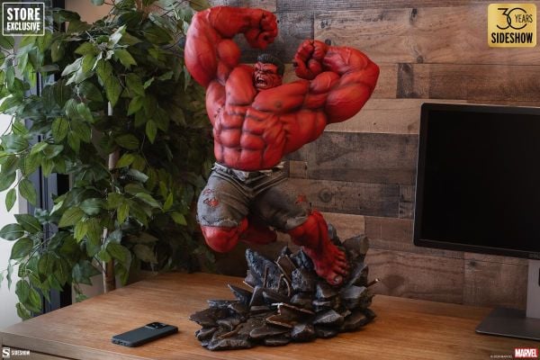 Red Hulk (Thunderbolt Ross) Store Exclusive Premium Format Figure Marvel / Sideshow Hulk Collection - PRE ORDER