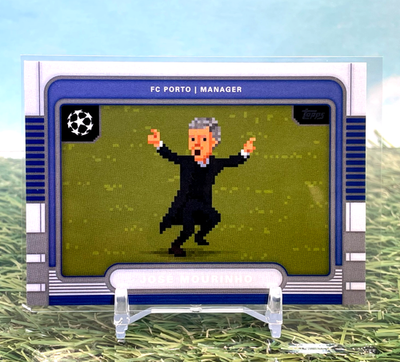 2025-26 TOPPS UEFA CLUB COMPETITIONS FLAGSHIP – JOSE MOURINHO 8 BIT CHELSEA / PORTO FOOTBALL CARD