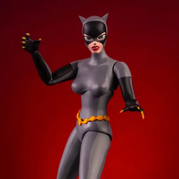 Batman: The Animated Series - Catwoman 1/6 Scale Figure - Regular Edition / PRE-ORDER