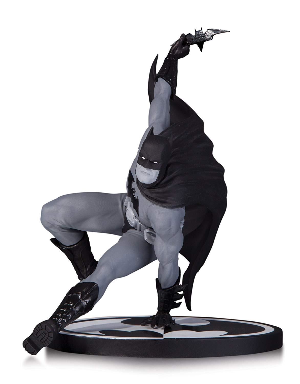Batman Black & White Bryan Hitch Statue