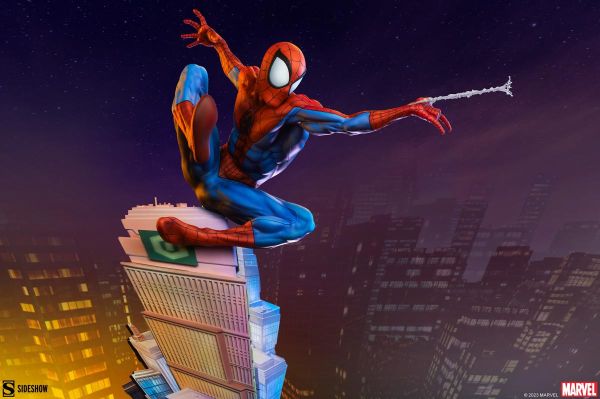 Spider-Man Classic Premium Format Figure