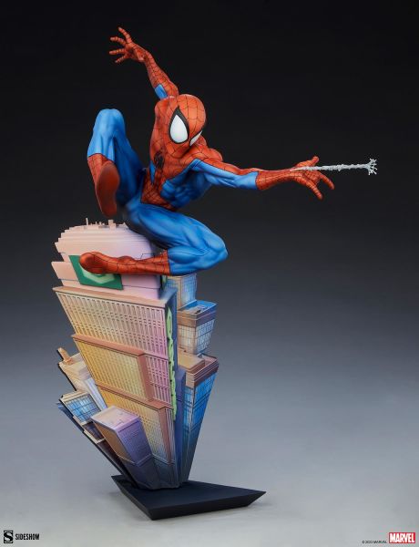 Spider-Man Classic Premium Format Figure