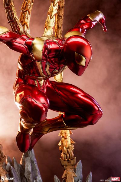 Iron Spider Premium Format Figure