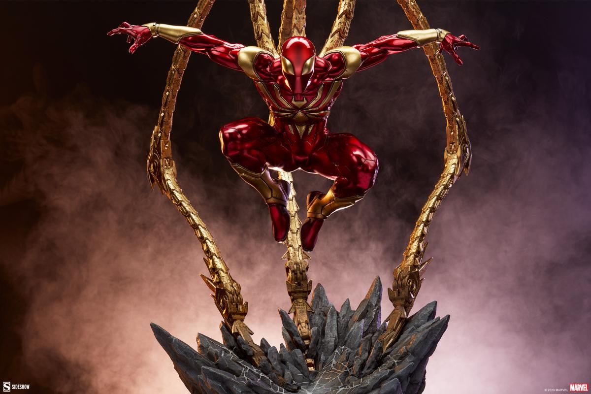 Iron Spider Premium Format Figure