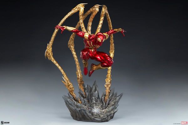 Iron Spider Premium Format Figure