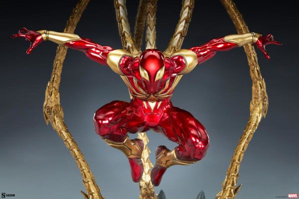 Iron Spider Premium Format Figure
