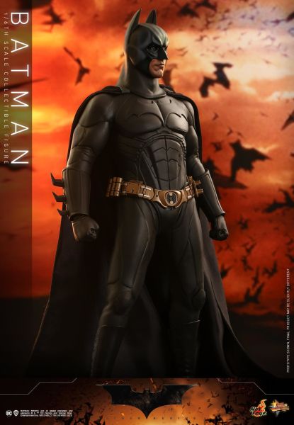 Batman Begins Sixth Scale Exclusive Figure DC Comics / Batman Begins Movie Masterpiece Series MMS 595 - Hot Toys