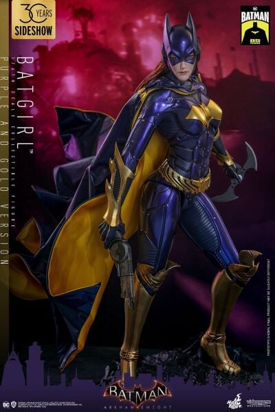 BATGIRL (PURPLE AND GOLD VERSION) EXCLUSIVE SIXTH SCALE FIGURE - HOT TOYS - PRE/ORDER
