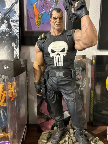 PUNISHER COMIQUETTE STATUE – SIDESHOW COLLECTIBLES - LTD TO 1000 PIECES