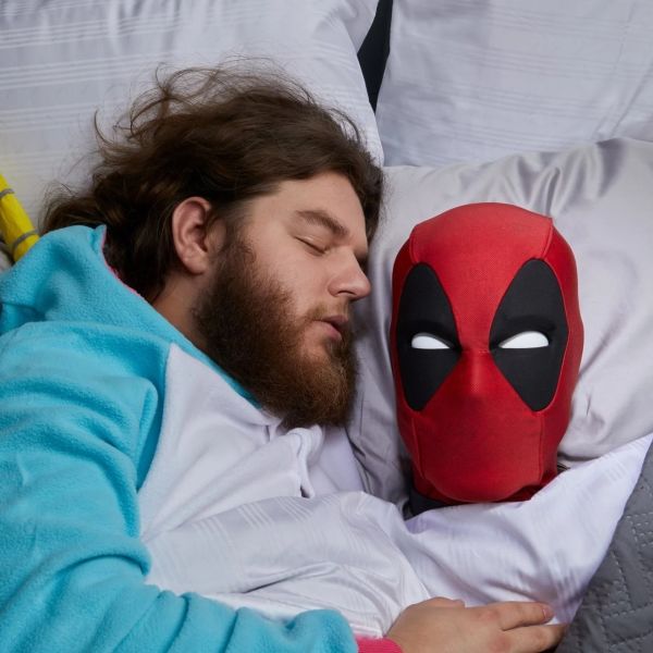 Marvel Legends Deadpool’s Head Premium İnteraktif Kafa Heykeli - PRE ORDER