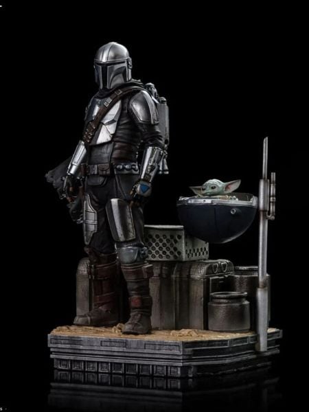 Star Wars: The Mandalorian - Din Djarin and Din Grogu 1/10 Art Scale Limited Edition Heykel - PRE ORDER!