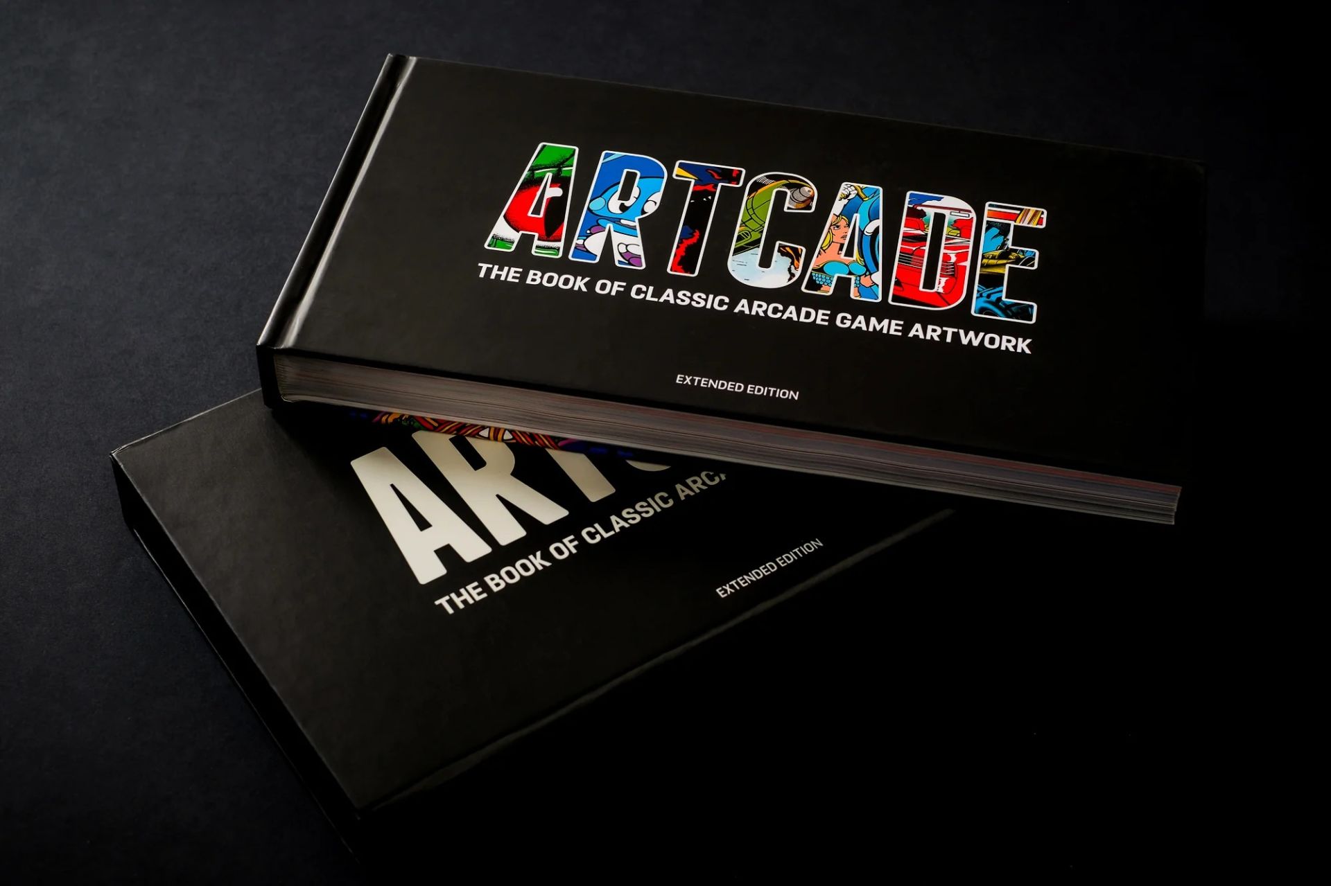 ARTCADE - The Book of Classic Arcade Game Art (Extended Edition) - GLOW IN THE DARK COVER