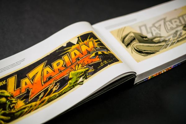 ARTCADE - The Book of Classic Arcade Game Art (Extended Edition) - GLOW IN THE DARK COVER