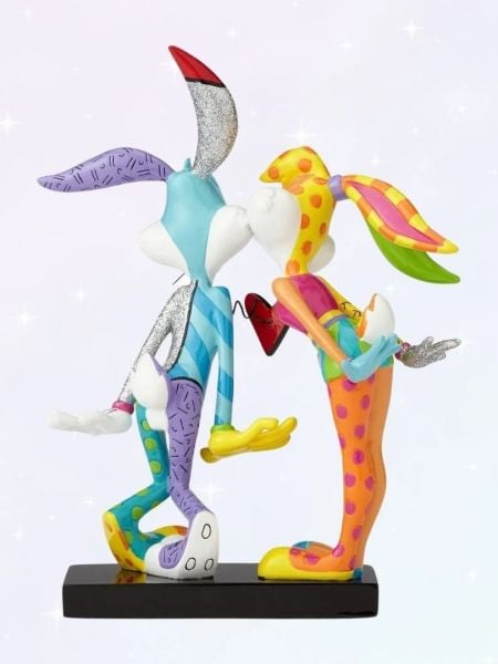 Looney Tunes by Britto - Lola Kissing Bugs Bunny Statue